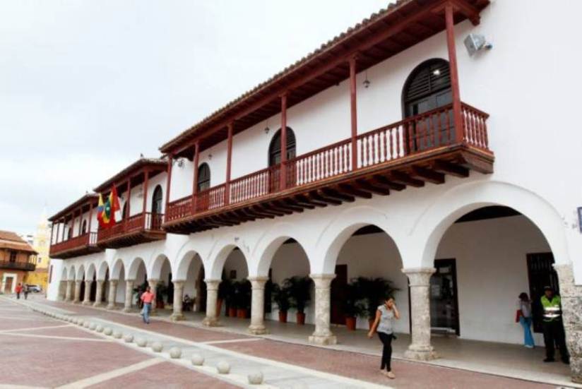 CARTAGENA EN UN MAR DE INCERTIDUMBRE E INTERINIDAD 