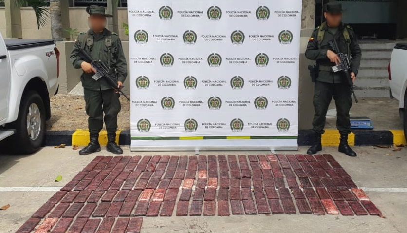 GOLPE AL NARCOTRAFICO, INCAURTARON 38 KILOS DE COCAINA 